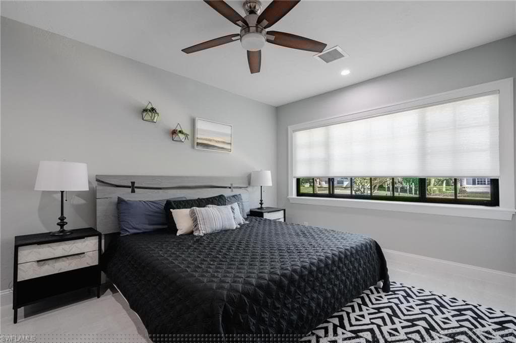 720 108th Ave N, Naples, FL 34108-31