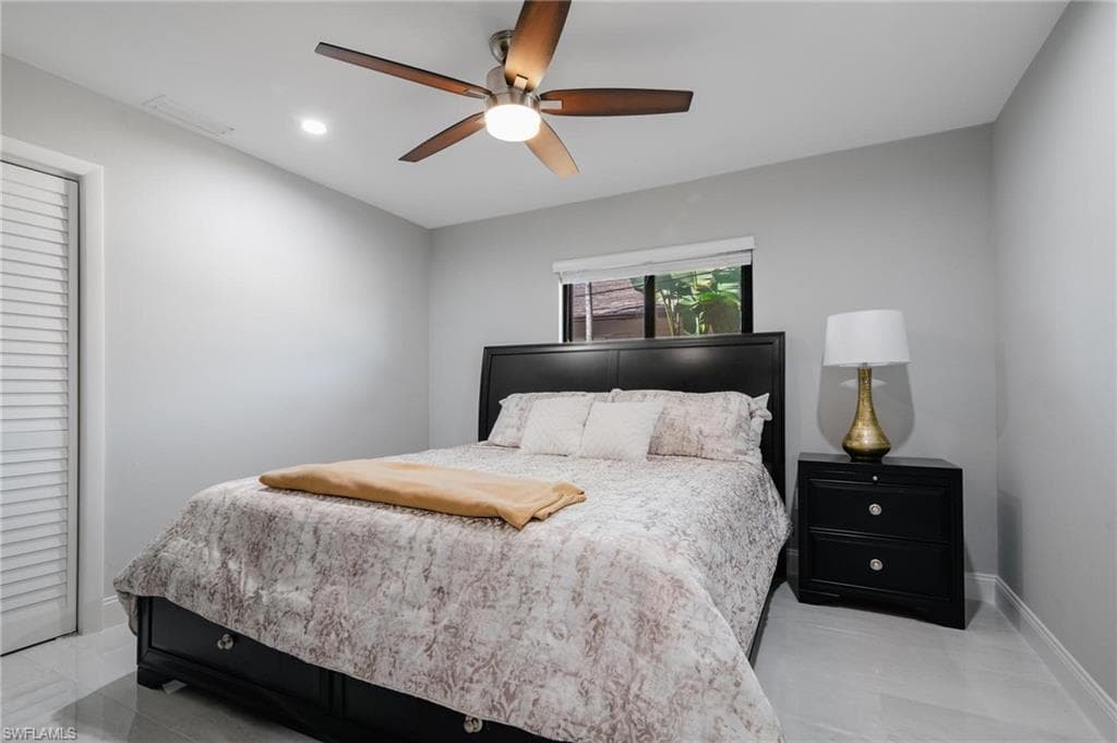 720 108th Ave N, Naples, FL 34108-32