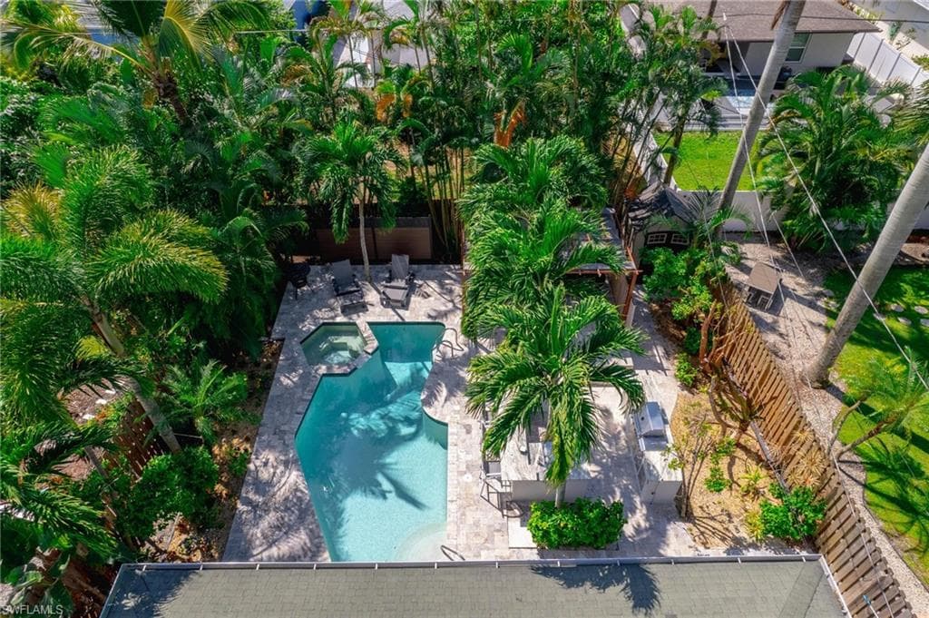 720 108th Ave N, Naples, FL 34108-50
