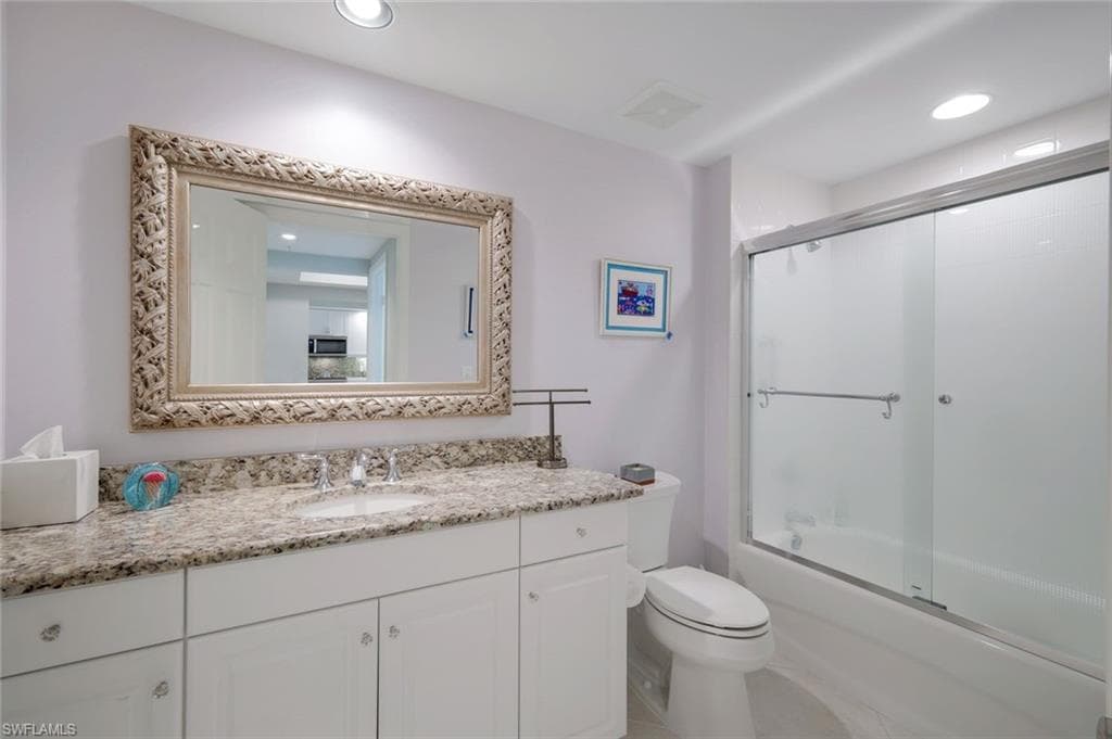 315 Dunes Blvd 204, Naples, FL 34110-17