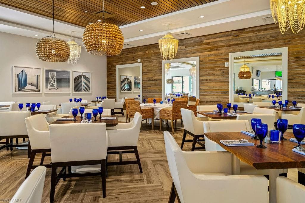 315 Dunes Blvd 204, Naples, FL 34110-30