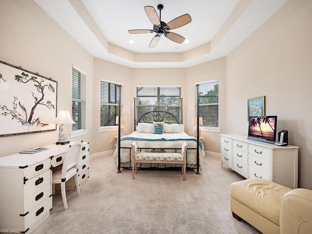 5130 Andros Dr, Naples, FL 34113-10