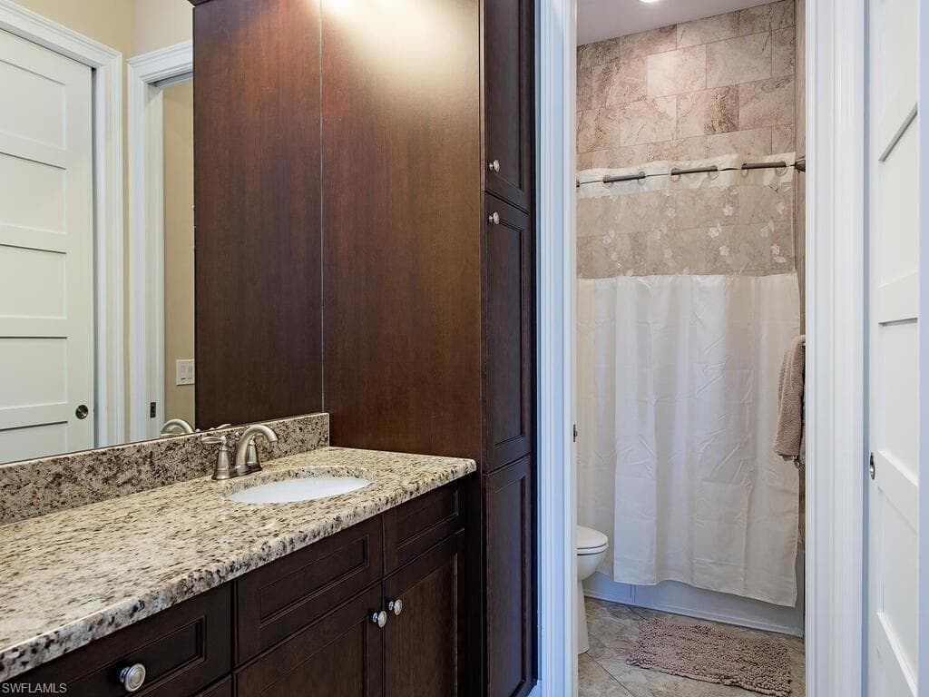 5130 Andros Dr, Naples, FL 34113-13
