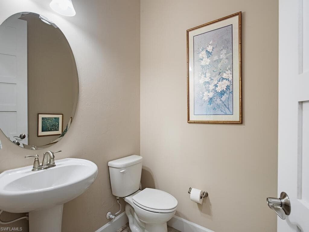 5130 Andros Dr, Naples, FL 34113-14