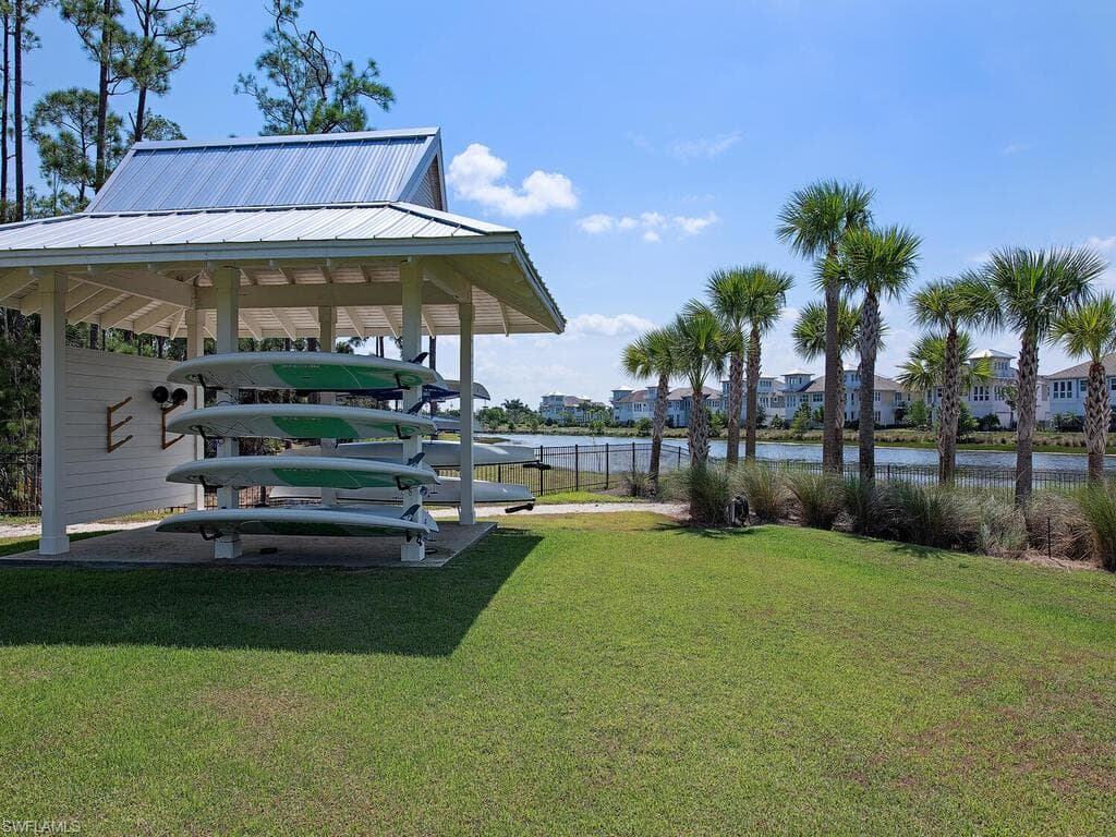 5130 Andros Dr, Naples, FL 34113-26
