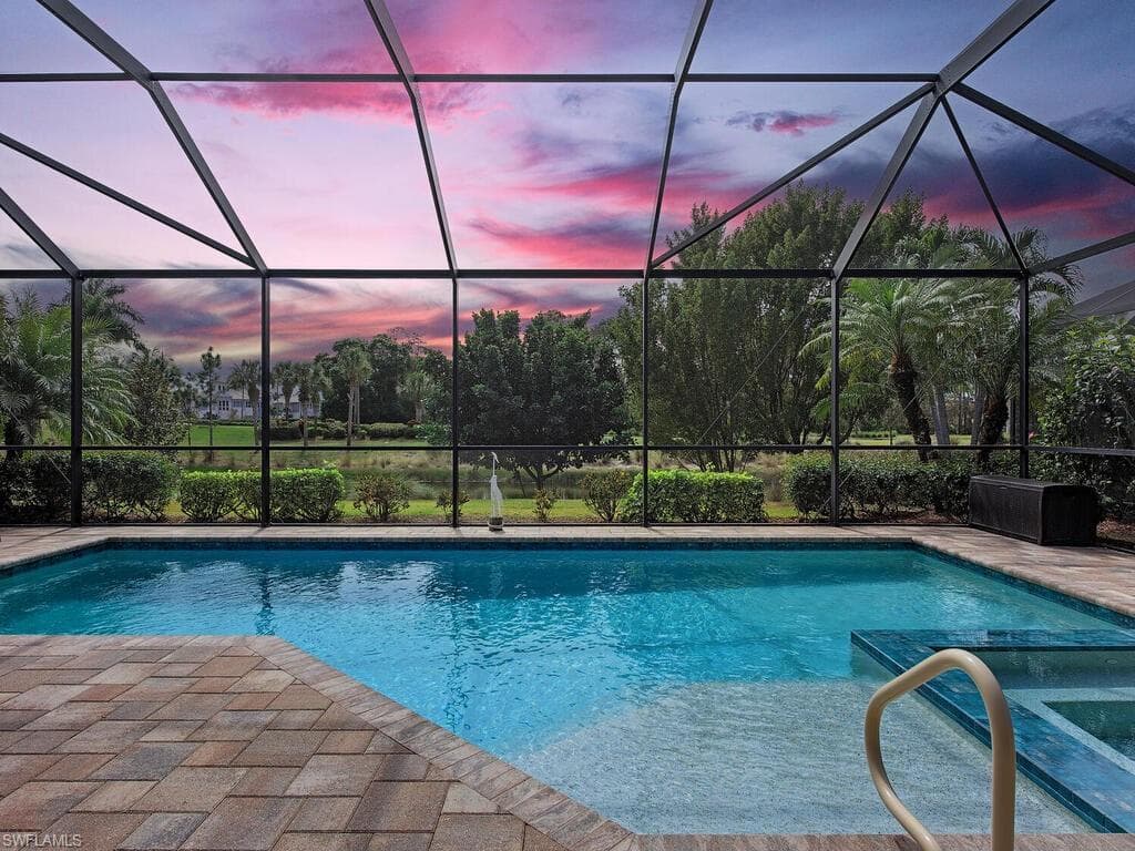 5130 Andros Dr, Naples, FL 34113-1