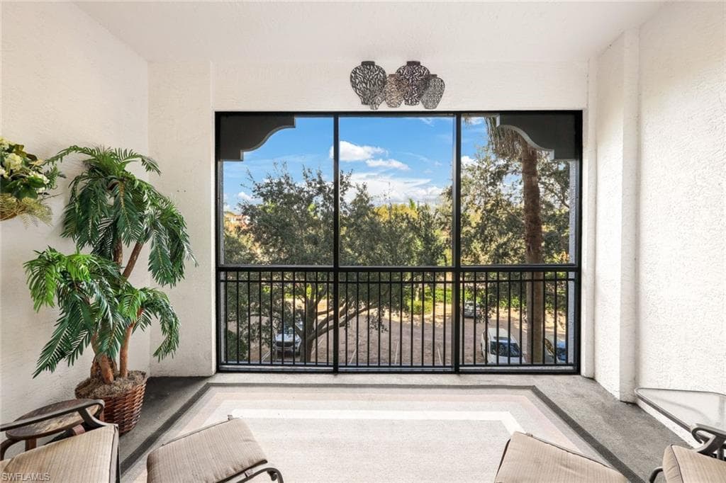 10731 Mirasol Dr 306, Miromar Lakes, FL 33913-28