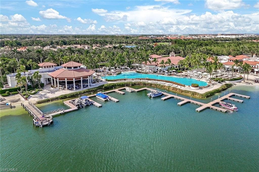 10731 Mirasol Dr 306, Miromar Lakes, FL 33913-5