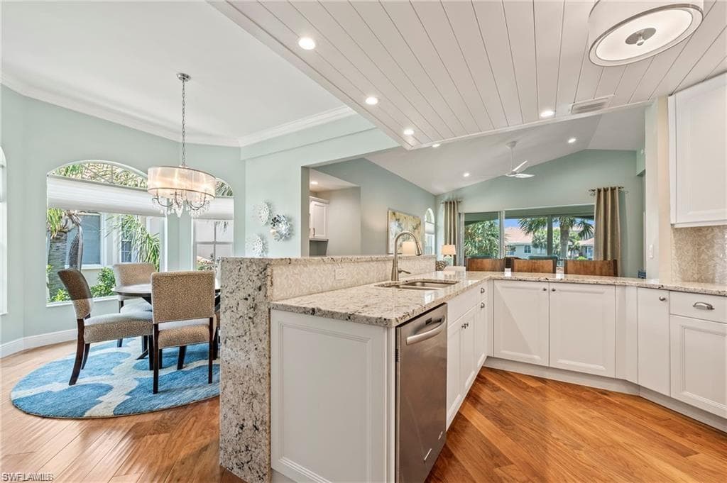 8479 Abbington Cir 1221, Naples, FL 34108-17