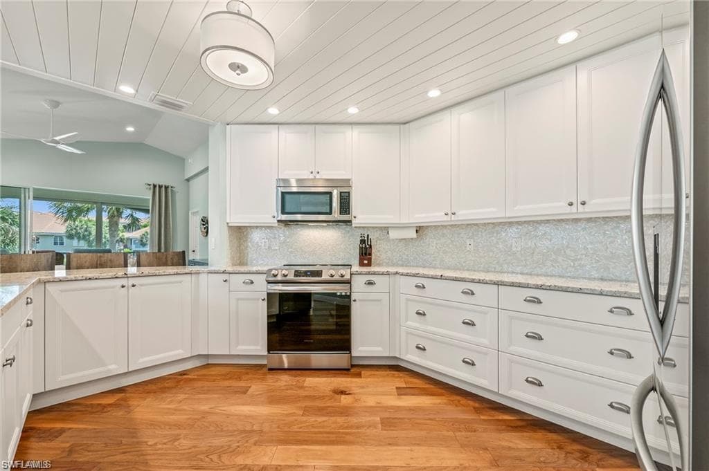 8479 Abbington Cir 1221, Naples, FL 34108-19