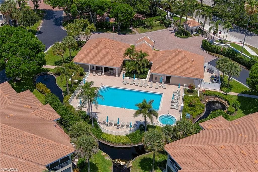 8479 Abbington Cir 1221, Naples, FL 34108-26