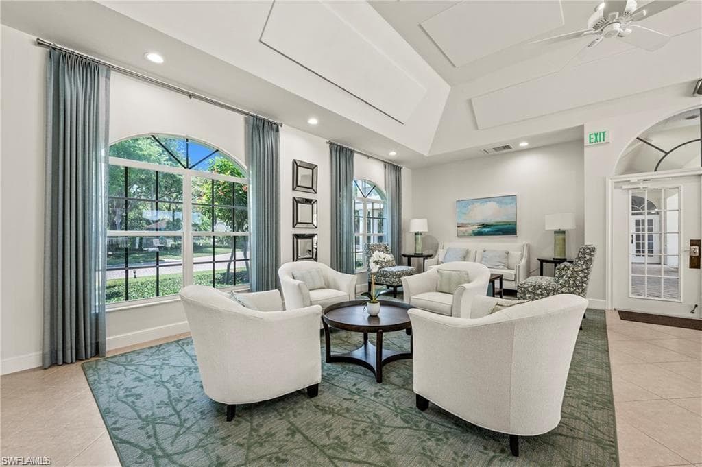 8479 Abbington Cir 1221, Naples, FL 34108-29