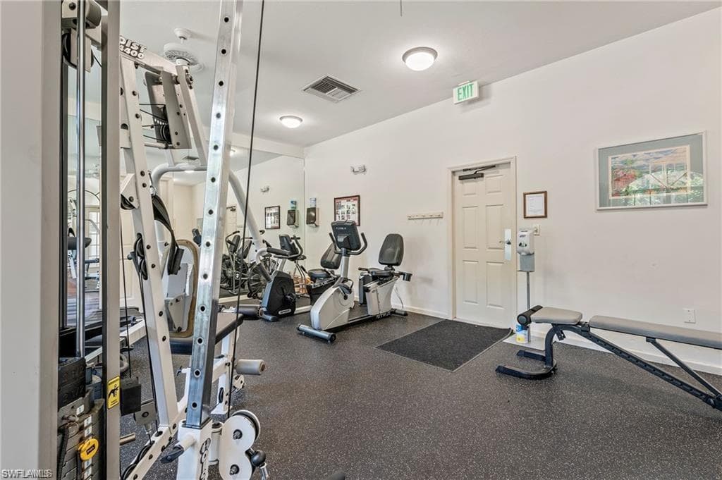 8479 Abbington Cir 1221, Naples, FL 34108-30