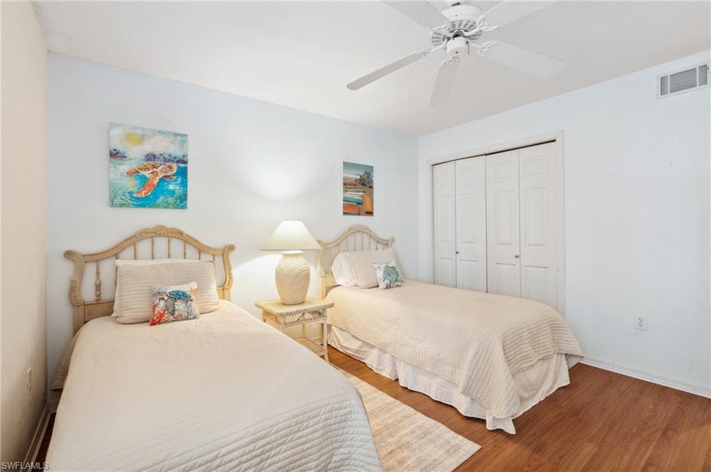 290 Naples Cove Dr 2604, Naples, FL 34110-27