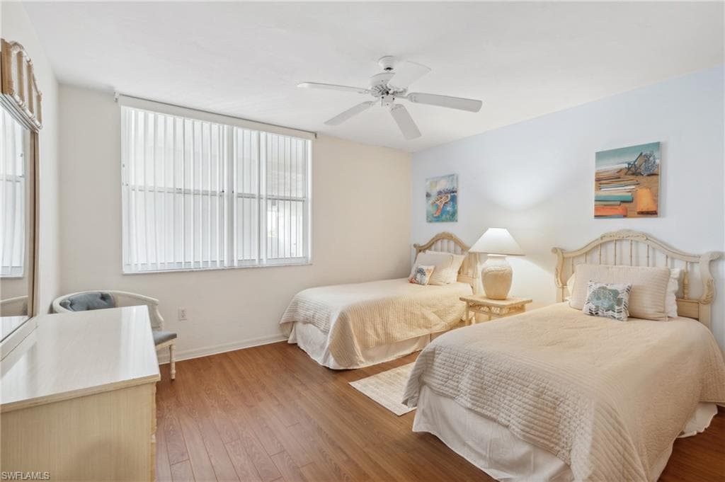 290 Naples Cove Dr 2604, Naples, FL 34110-28