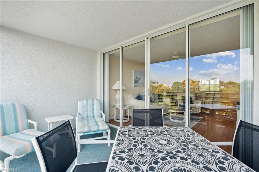 290 Naples Cove Dr 2604, Naples, FL 34110-31