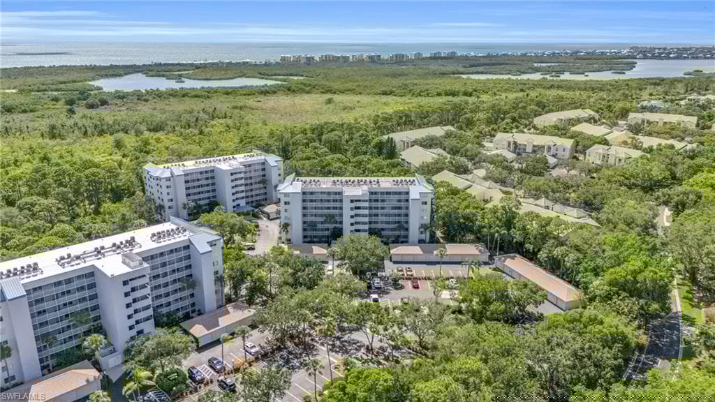 290 Naples Cove Dr 2604, Naples, FL 34110-39
