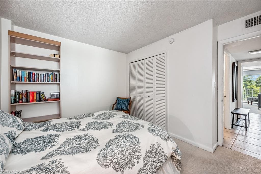 1300 Gulf Shore Blvd N 407, Naples, FL 34102-14