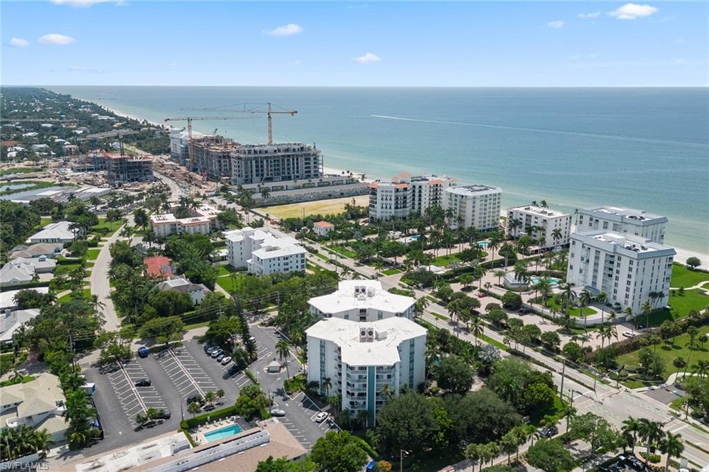 1300 Gulf Shore Blvd N 407, Naples, FL 34102-23