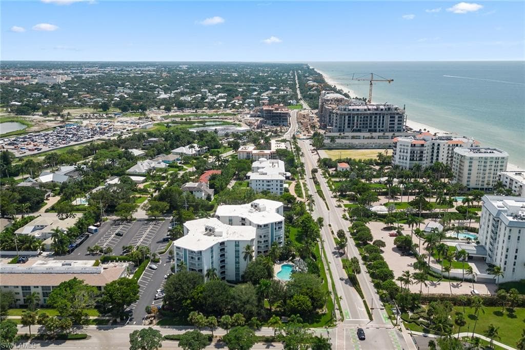1300 Gulf Shore Blvd N 407, Naples, FL 34102-24