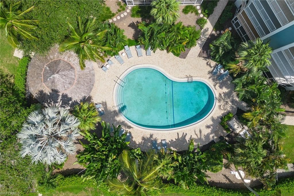 1300 Gulf Shore Blvd N 407, Naples, FL 34102-32