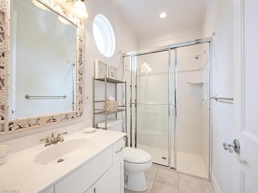 2080 Gordon Dr, Naples, FL 34102-20