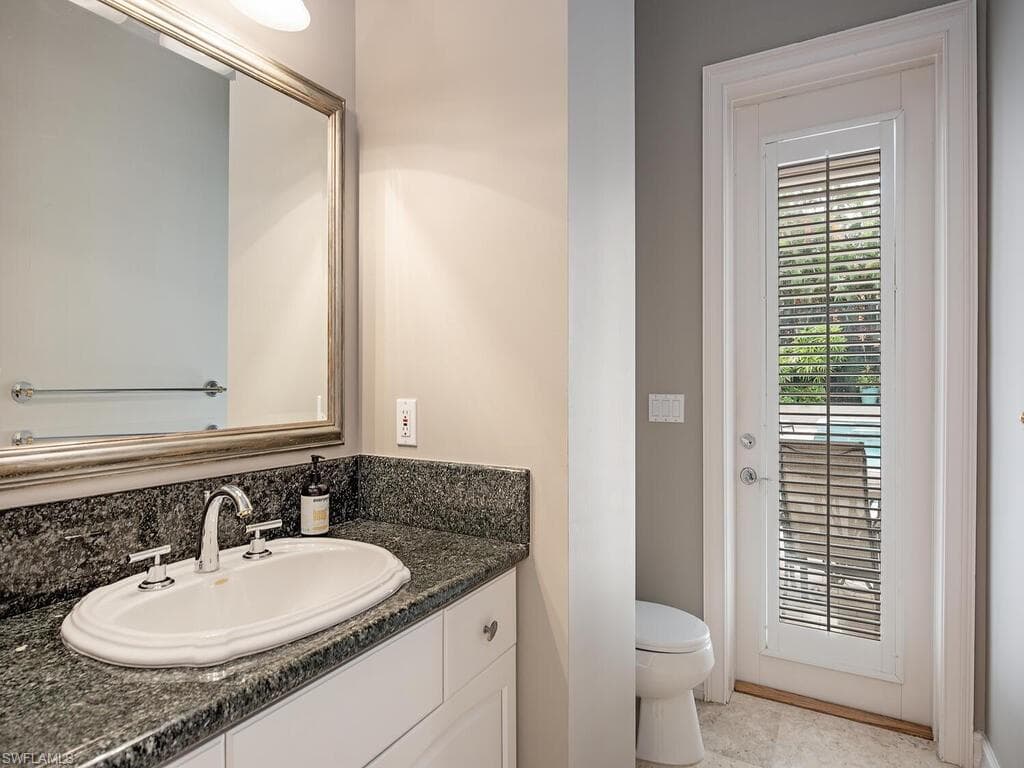 2080 Gordon Dr, Naples, FL 34102-26