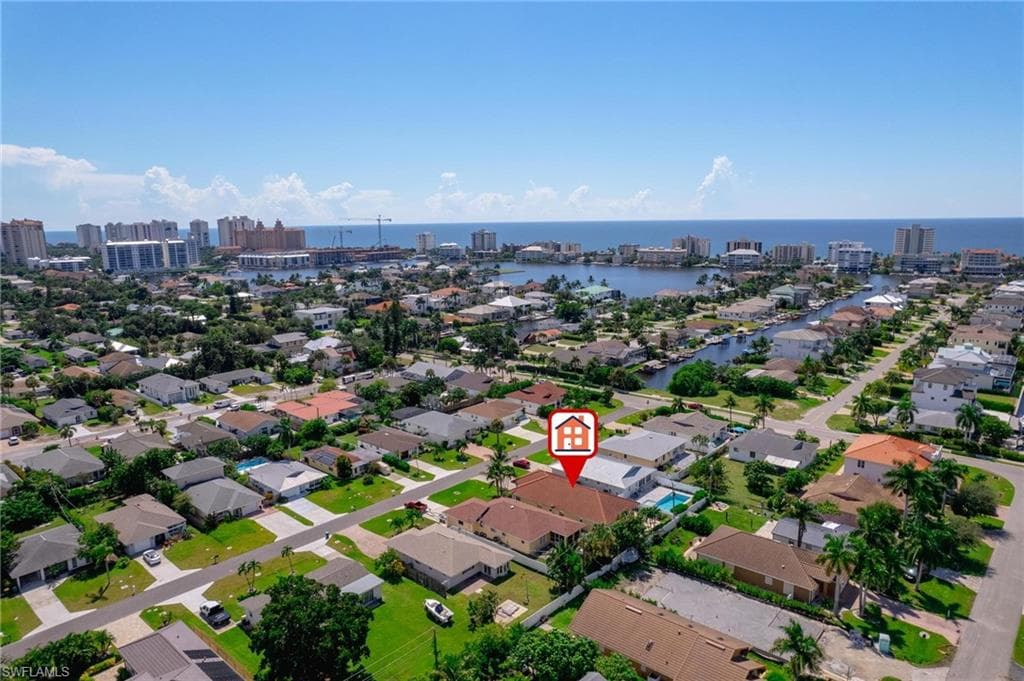 515 99th Ave N, Naples, FL 34108-47