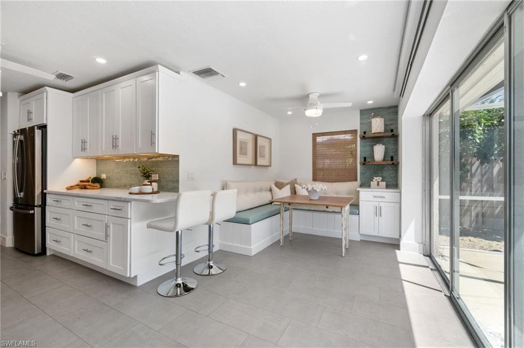 626 97th Ave N, Naples, FL 34108-21