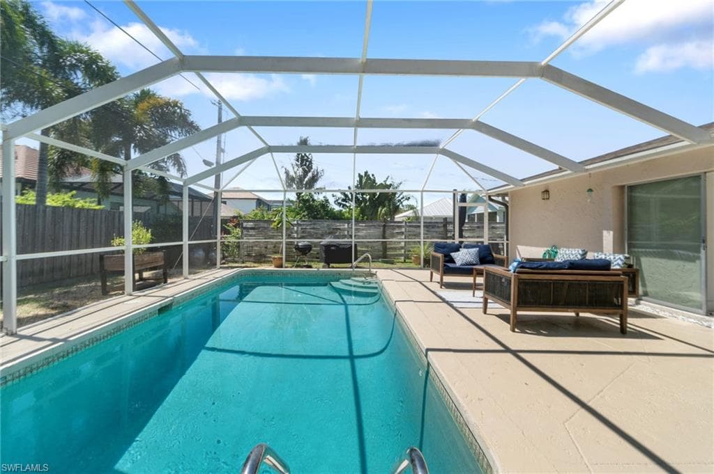626 97th Ave N, Naples, FL 34108-31