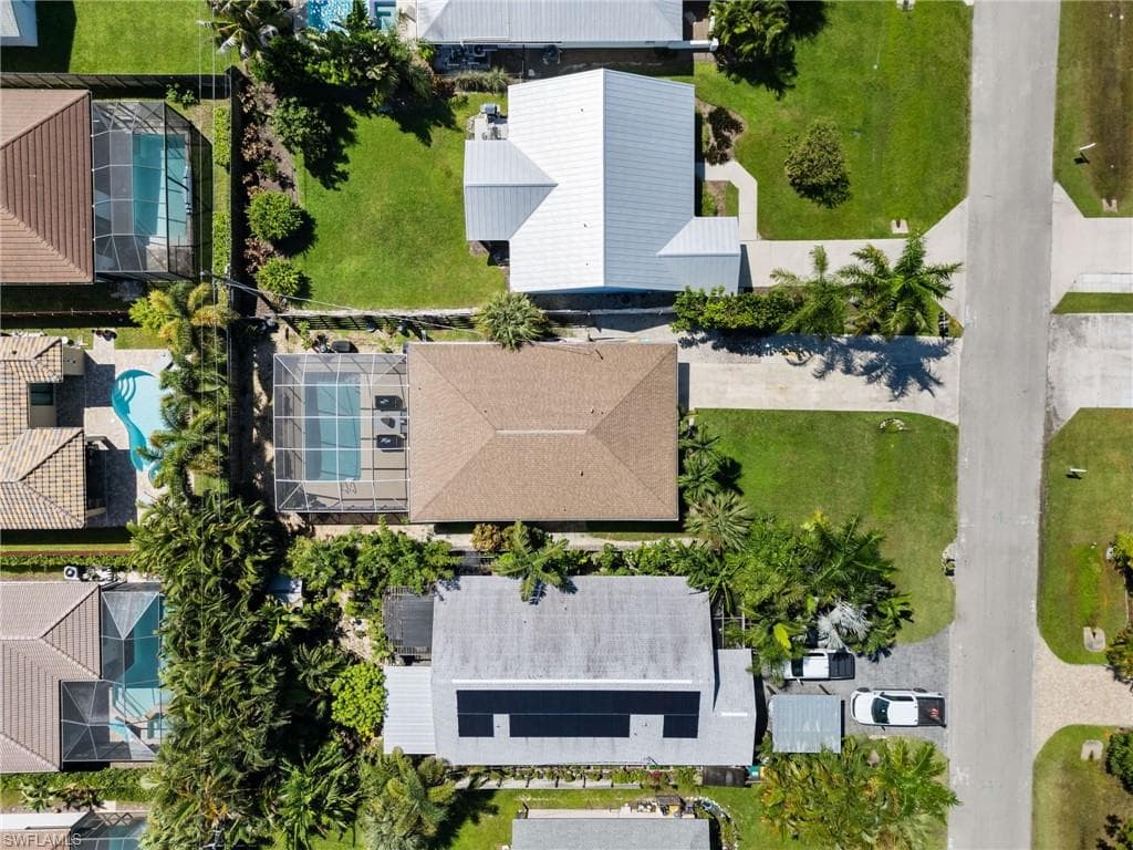 626 97th Ave N, Naples, FL 34108-37