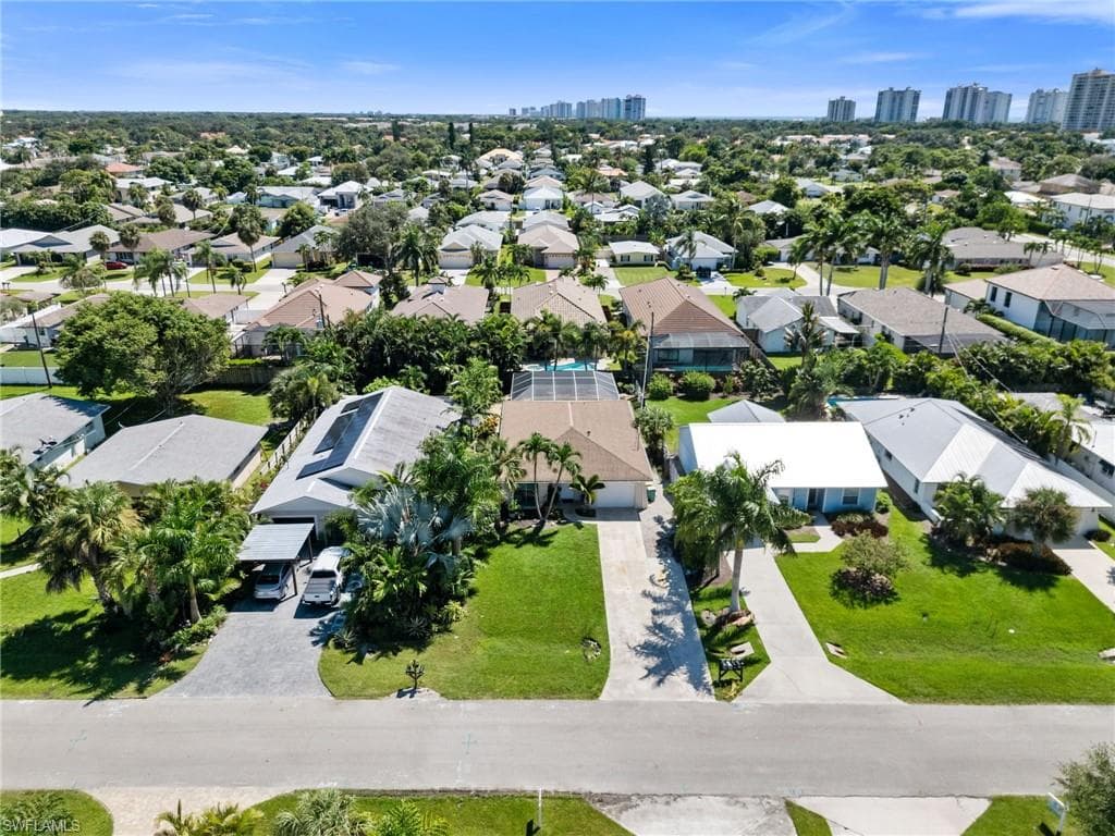 626 97th Ave N, Naples, FL 34108-38