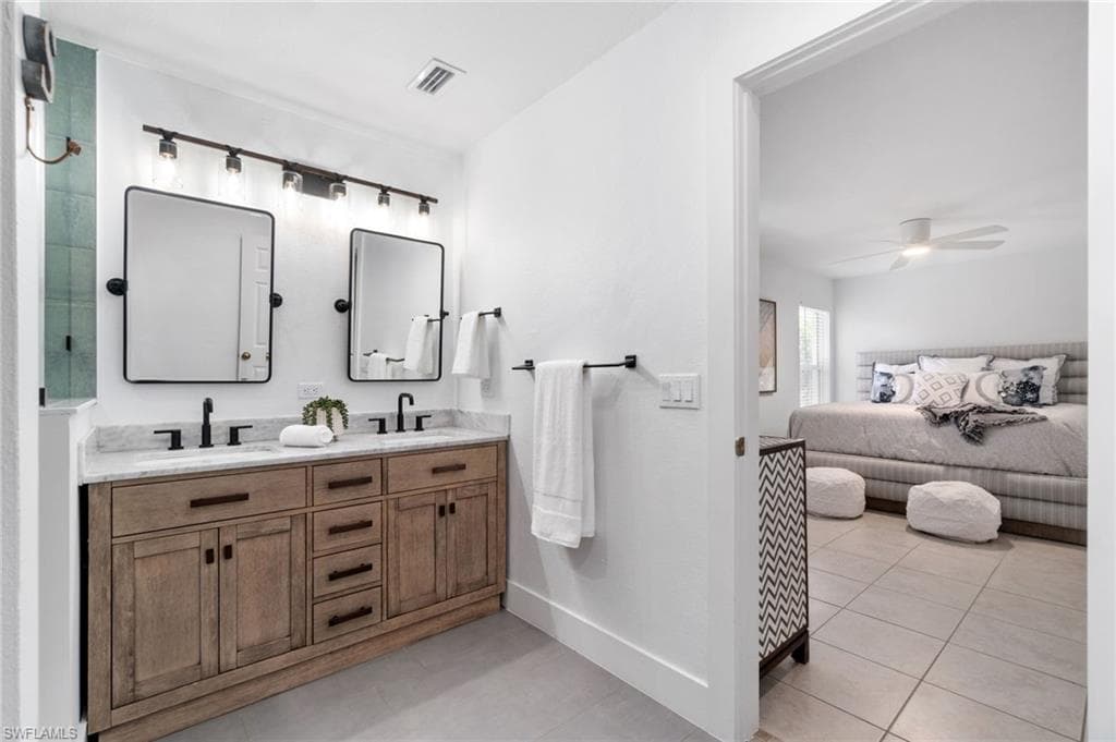 626 97th Ave N, Naples, FL 34108-4