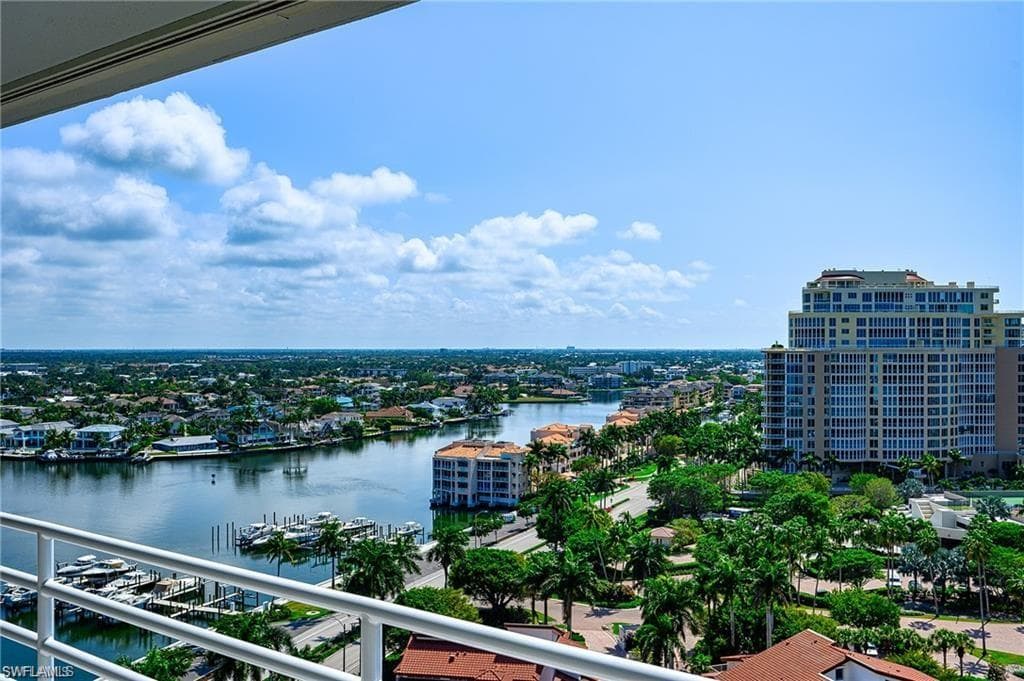 4751 Gulf Shore Blvd N 1805, Naples, FL 34103-9