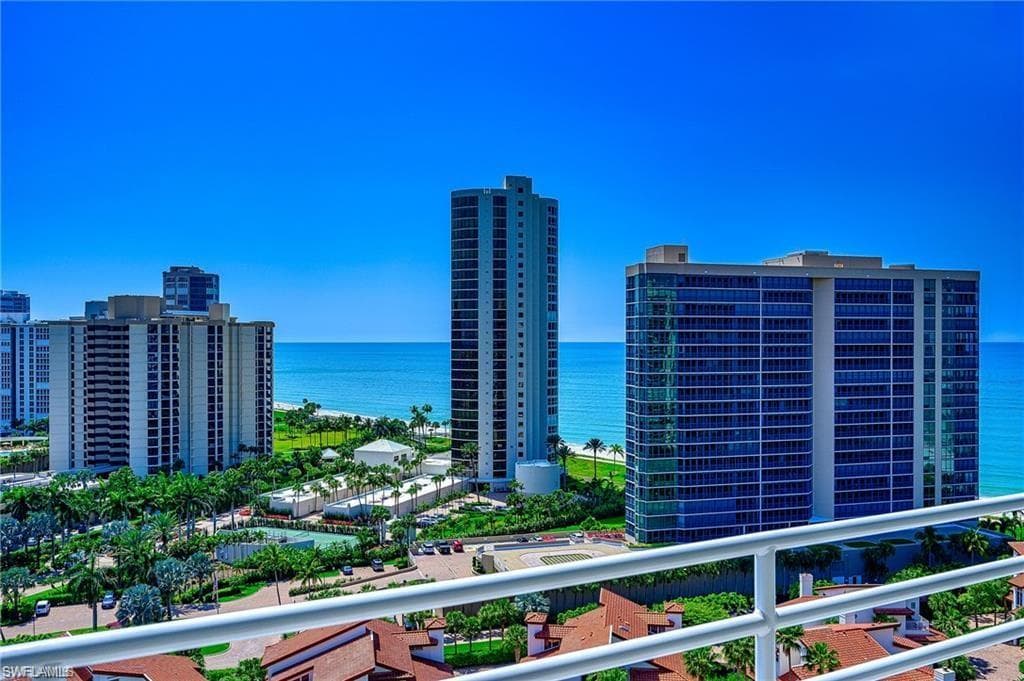 4751 Gulf Shore Blvd N 1805, Naples, FL 34103-1