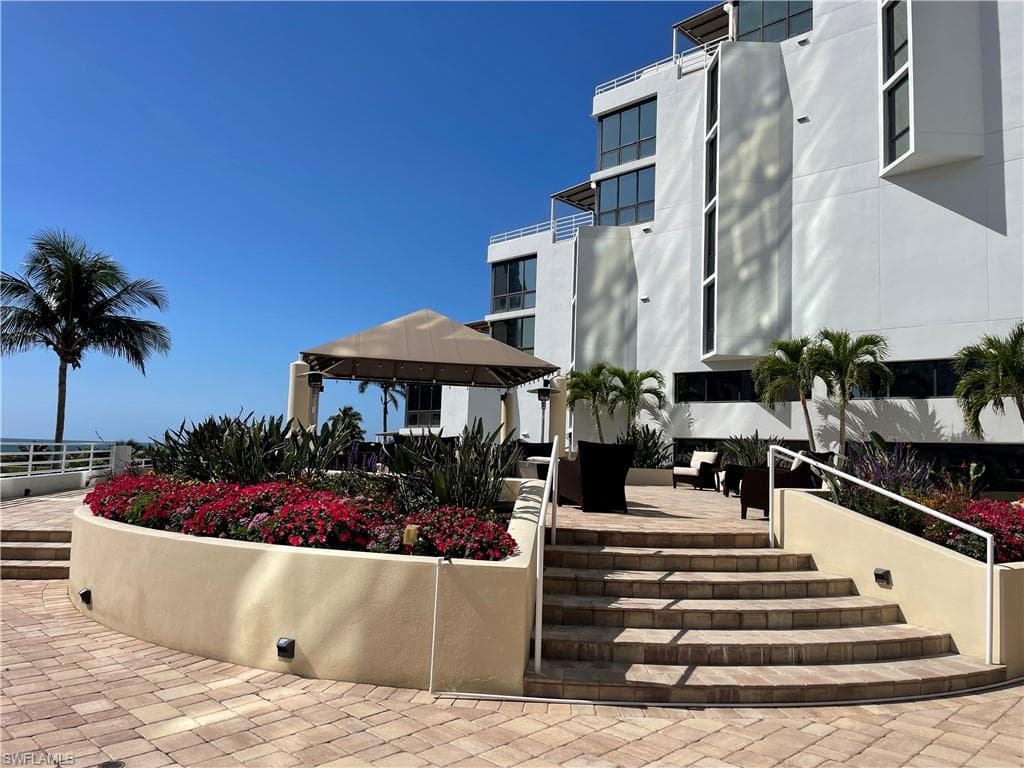 4751 Gulf Shore Blvd N 1805, Naples, FL 34103-27