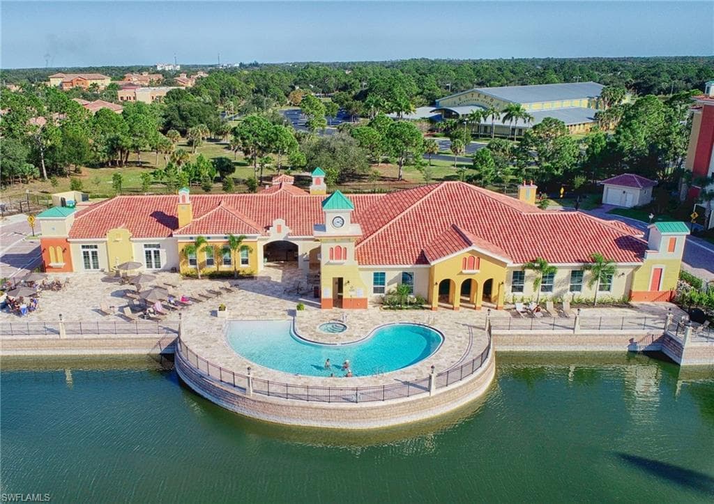 21460 Strada Nuova Cir B315, Estero, FL 33928-28