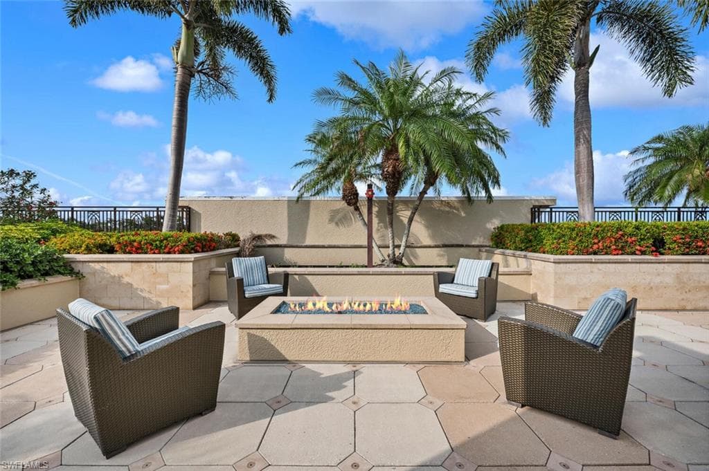 9123 Strada Pl 7309, Naples, FL 34108-24