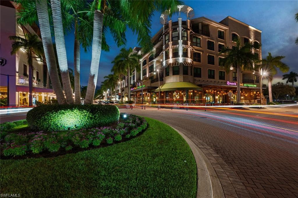 9123 Strada Pl 7309, Naples, FL 34108-2