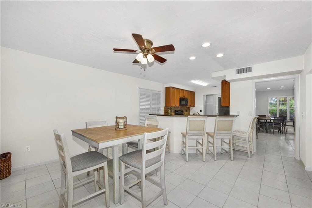 673 Travers Ave, Fort Myers, FL 33919-12