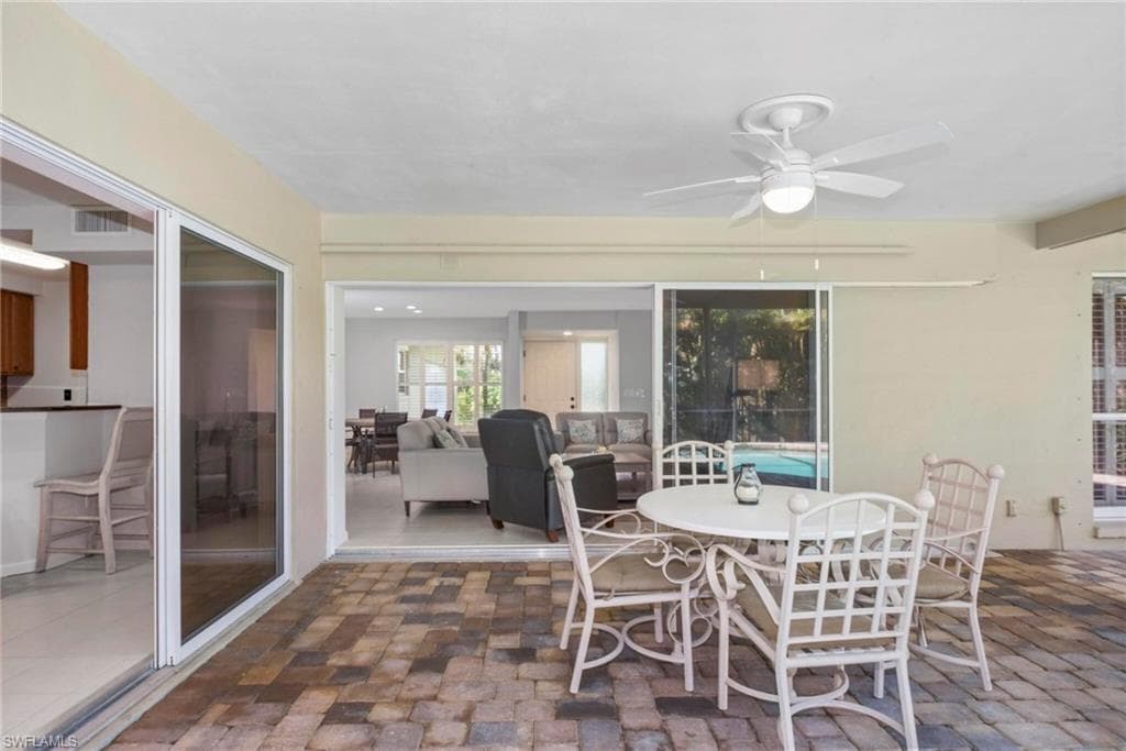 673 Travers Ave, Fort Myers, FL 33919-4