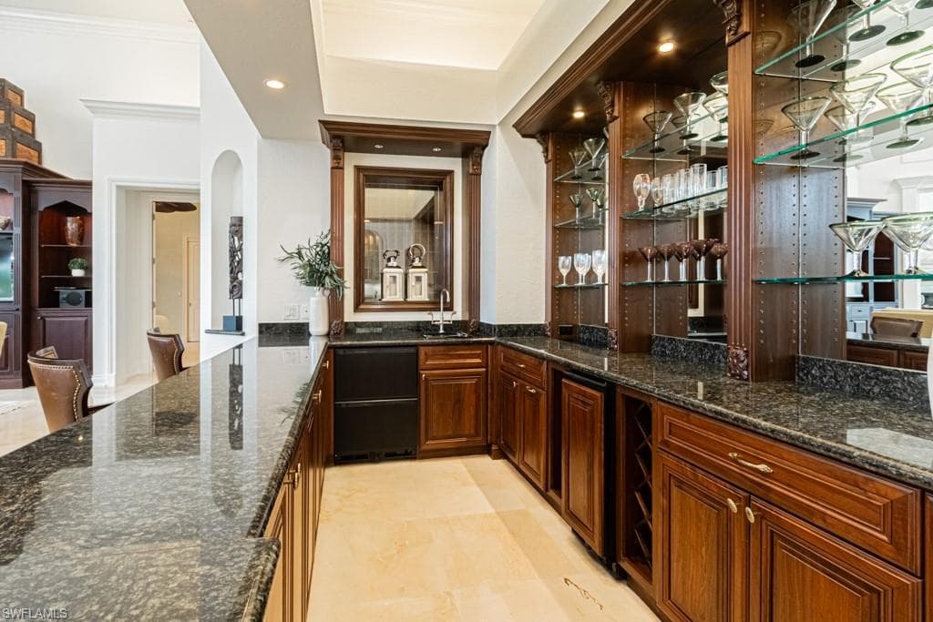 4244 Brynwood Dr, Naples, FL 34119-18