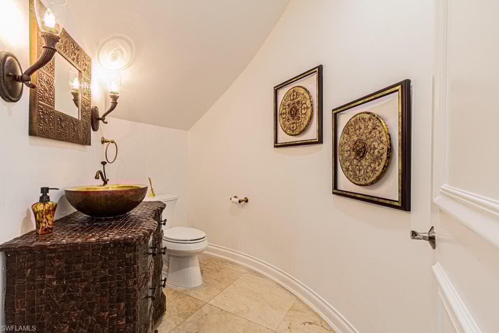 4244 Brynwood Dr, Naples, FL 34119-20