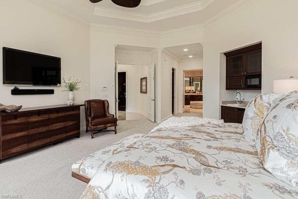 4244 Brynwood Dr, Naples, FL 34119-25