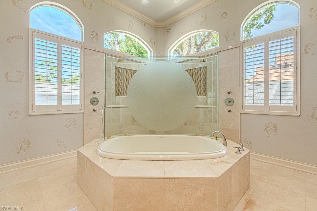 4244 Brynwood Dr, Naples, FL 34119-27