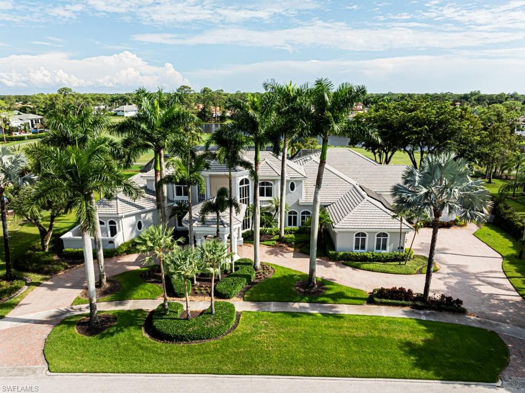 4244 Brynwood Dr, Naples, FL 34119-2