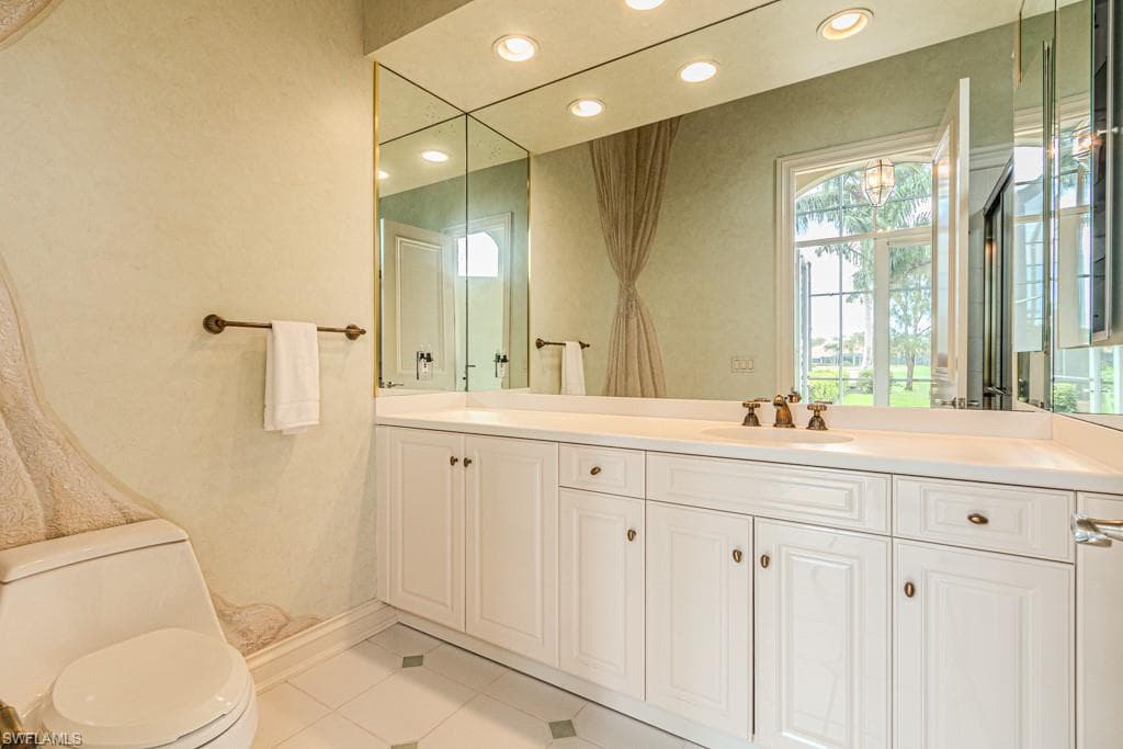 4244 Brynwood Dr, Naples, FL 34119-41