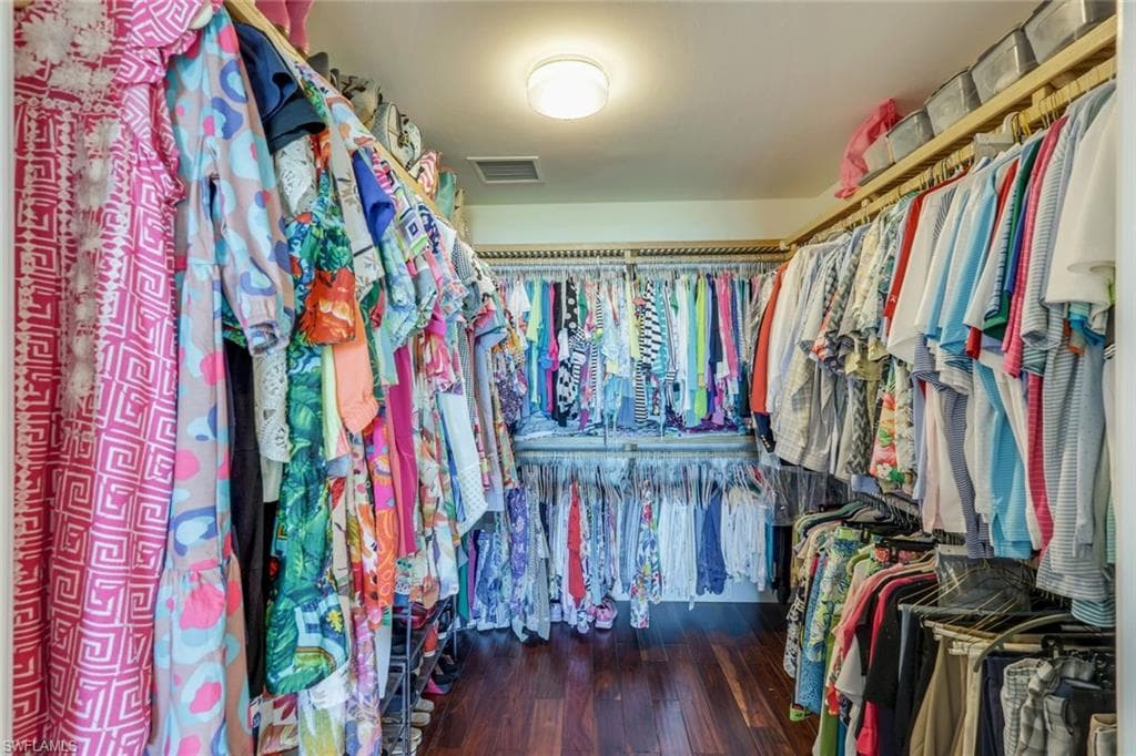 275 Indies Way 706, Naples, FL 34110-23