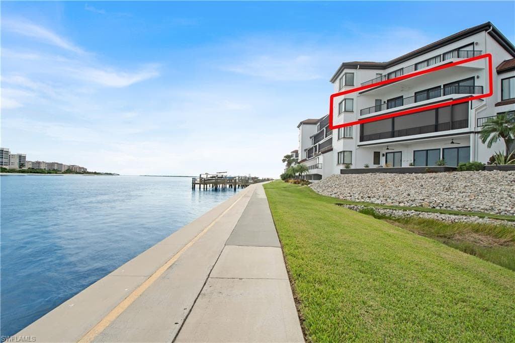 231 La Peninsula Blvd 231, Naples, FL 34113-4