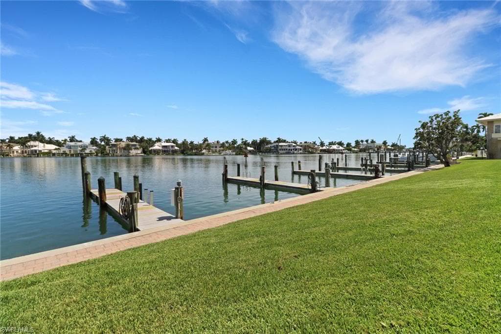 2600 Gulf Shore Blvd N 13, Naples, FL 34103-26